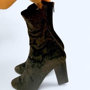 Black Velvet Heeled Boots 7 Impo Stretch